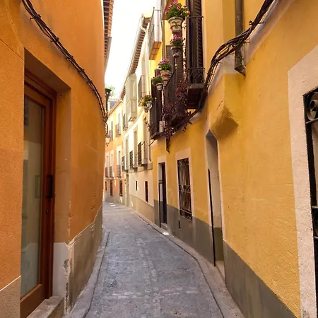 Loft Agape アパート